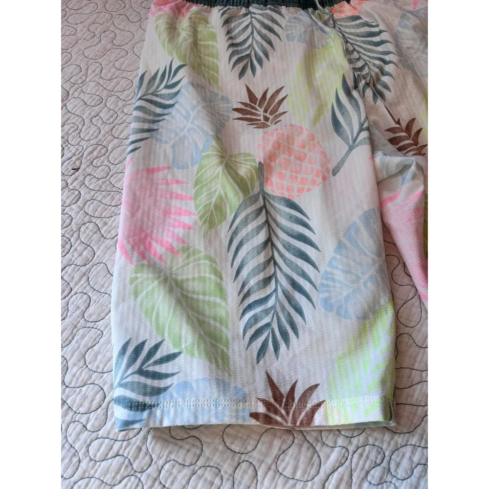 Hurley Boys XL Swim Trunks Tropical Board Shorts